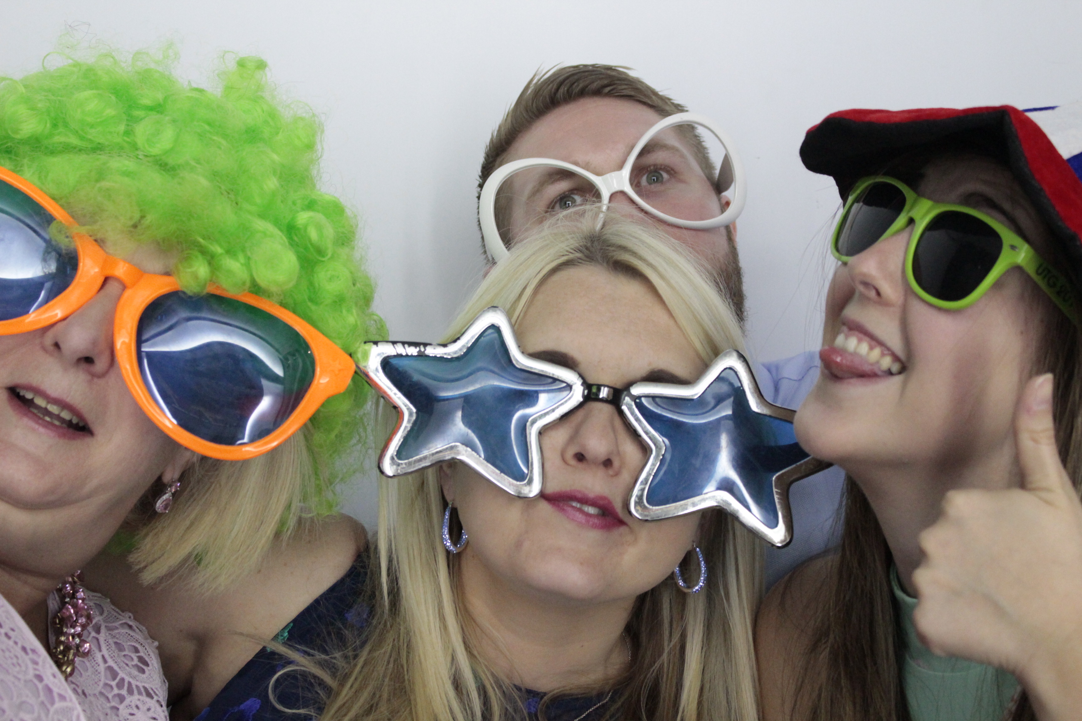 Jon and Sarah’s Wedding | View more photos from the event at gallery.myphotoboothexperience.co.uk/u/MyPhotoBoothExperienceLtd/Jon-and-Sarah’s-Wedding